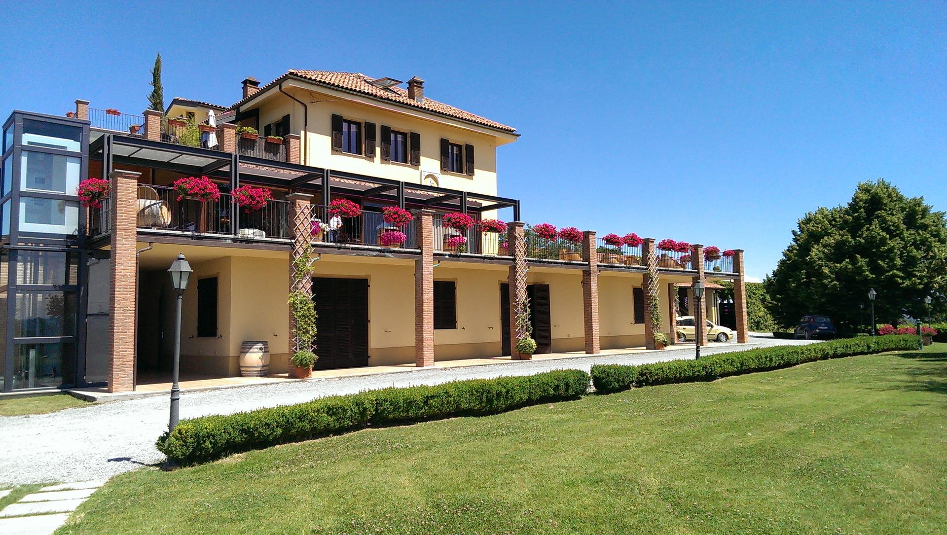 Araldica Castelvero – Home